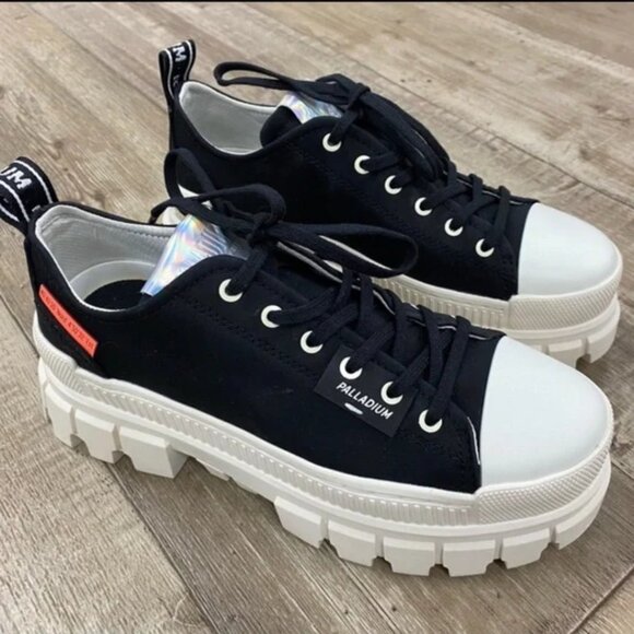 Palladium Black White Canvas Chunky Lug‎ Sole Y2K Vegan Platform Sneakers Shoes - Picture 2 of 6